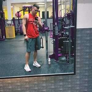 Meet your Posher, Brady